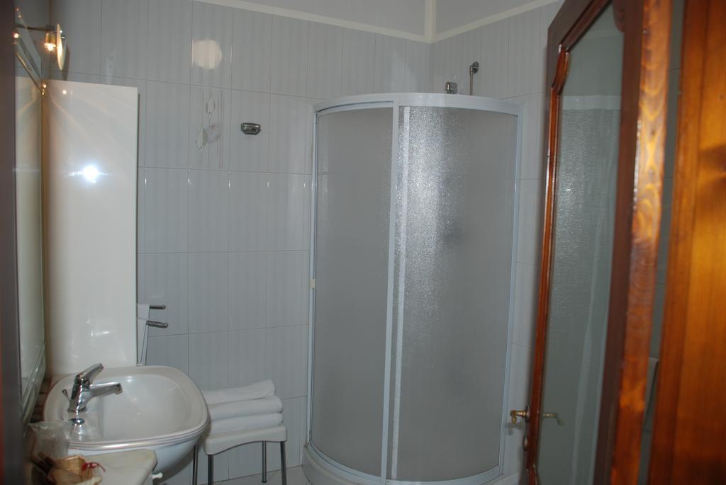 Residenza Savonarola Luxury Apartment Montepulciano Stazione Oda fotoğraf